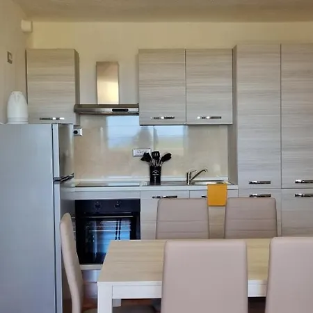 Apartment Casa Ginestra Cugnana